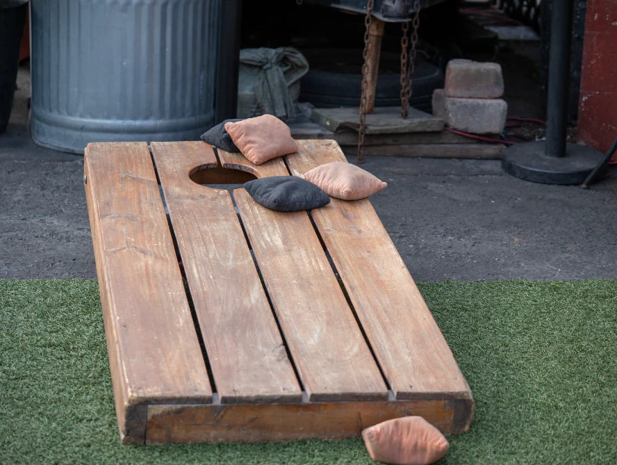 How to Play Cornhole