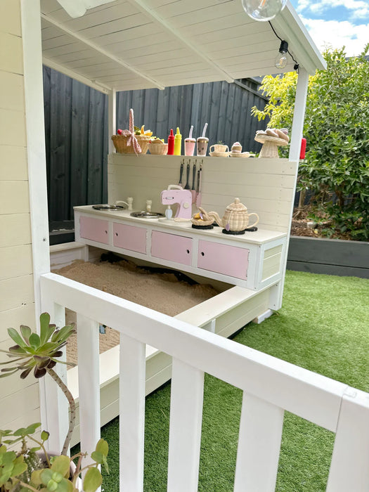 Kidzshack Lovely Shack Cubby House