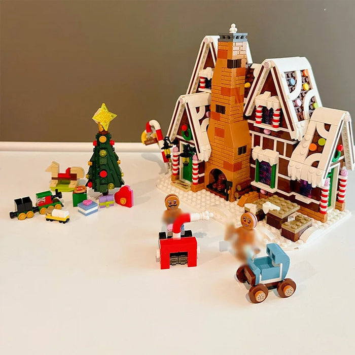 Santa's Gingerbread House Building Blocks Set