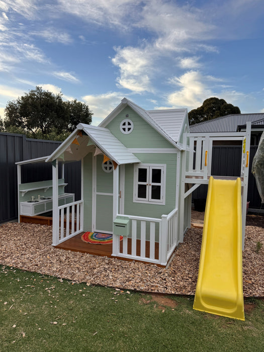Kidzshack Jolly Shack Cubby House