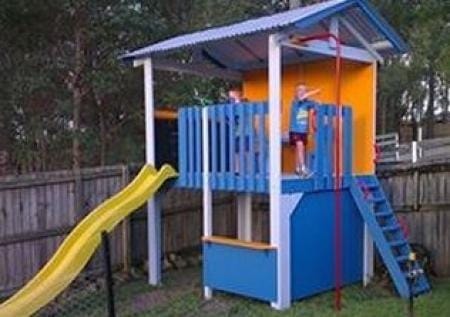  Large Fort Cubby House - have sturdy stairs and balustrades
