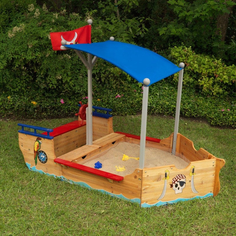Pirate Sandboat - outdoor background