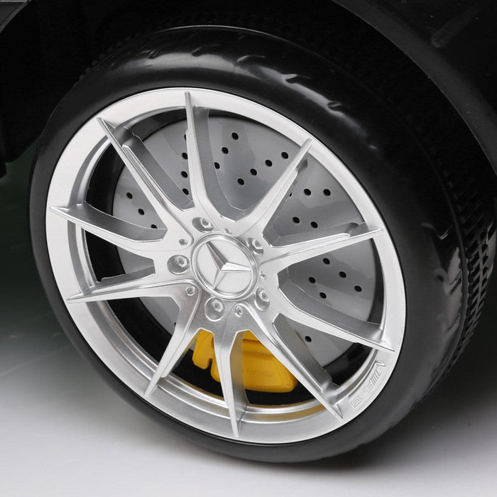 Mercedes AMG GTR - quality anti-slip tyres